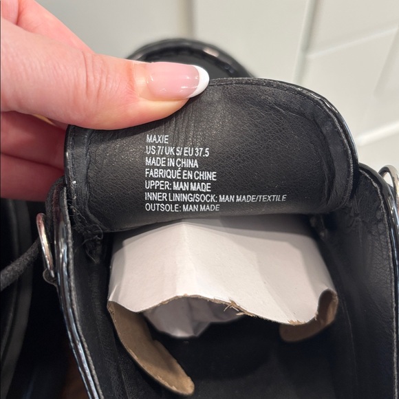 Maxime Black Patent Platform Lug Lace-Up Shoes - Picture 6 of 6